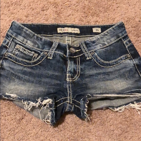 BKE Pants - Buckle brand shorts.